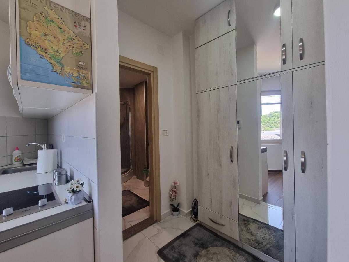 Victory Apartment Nikšić Bagian luar foto